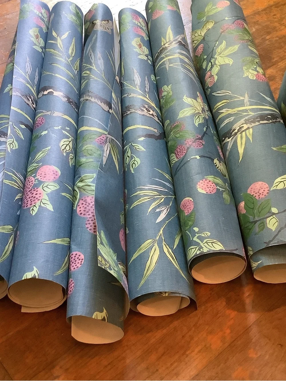 Thibaut Claire Navy T4213 Sojourn Collection Wallpaper Wall Covering Pieces